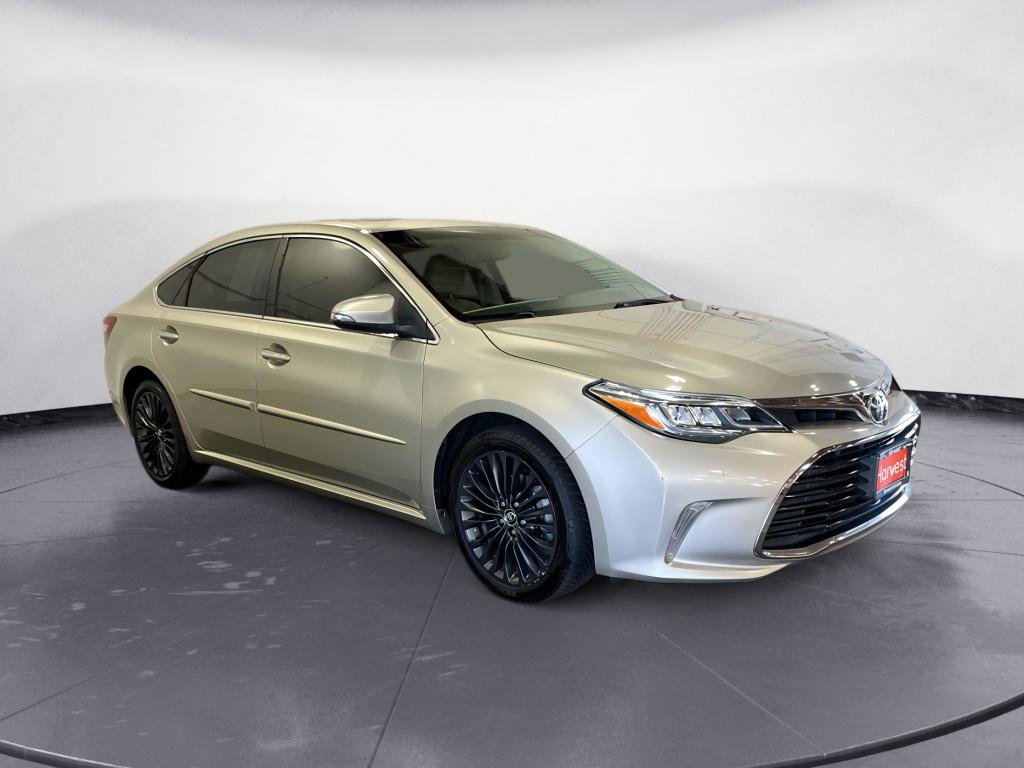 Used 2016 Toyota Avalon Touring FWD image 1
