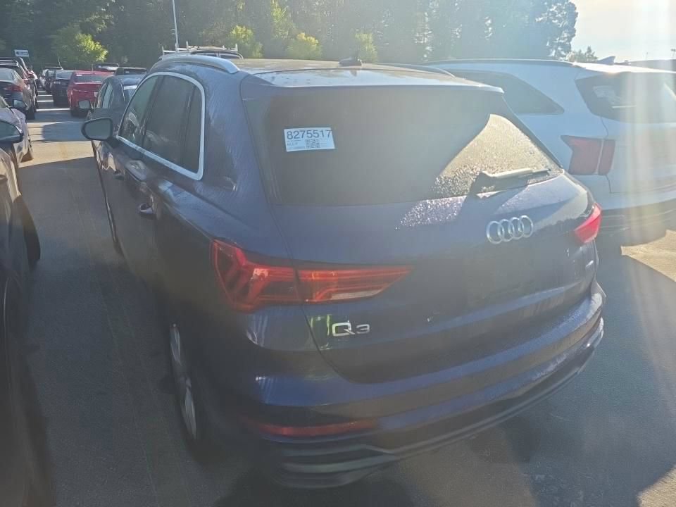 Used 2021 Audi Q3 2.0T Premium w/ Convenience Package AWD/4WD image 4
