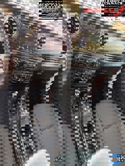 Used 2023 Jeep Gladiator Overland image 8