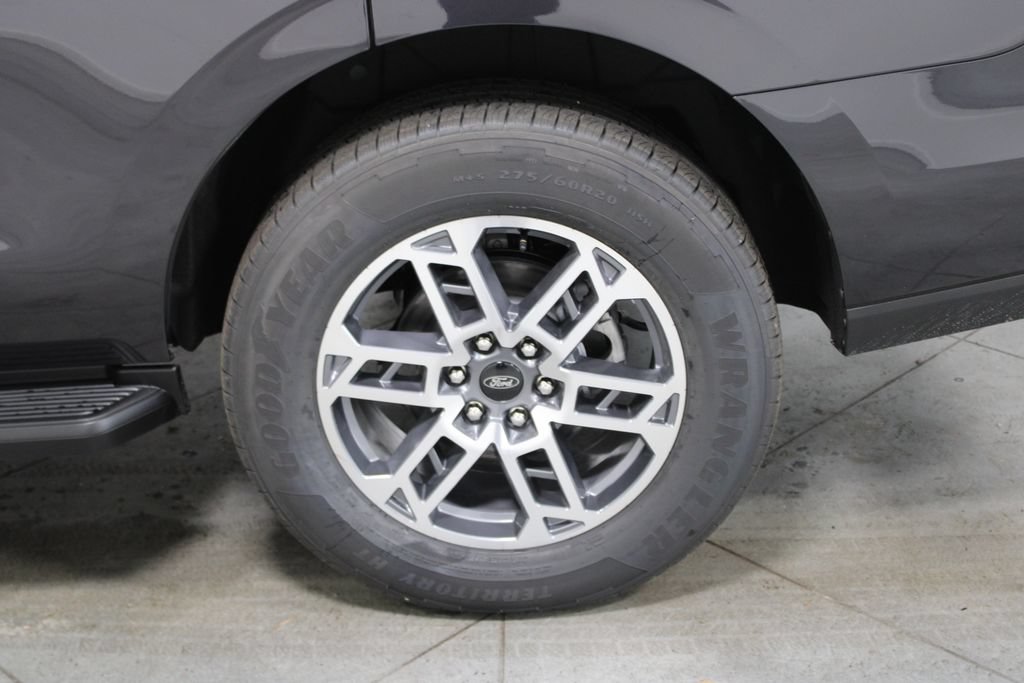 New 2026 Ford Expedition Active RWD image 20