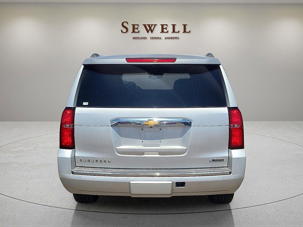 Used 2018 Chevrolet Suburban Premier image 4