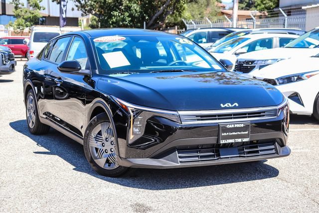 Certified 2025 Kia K4 FWD image 2
