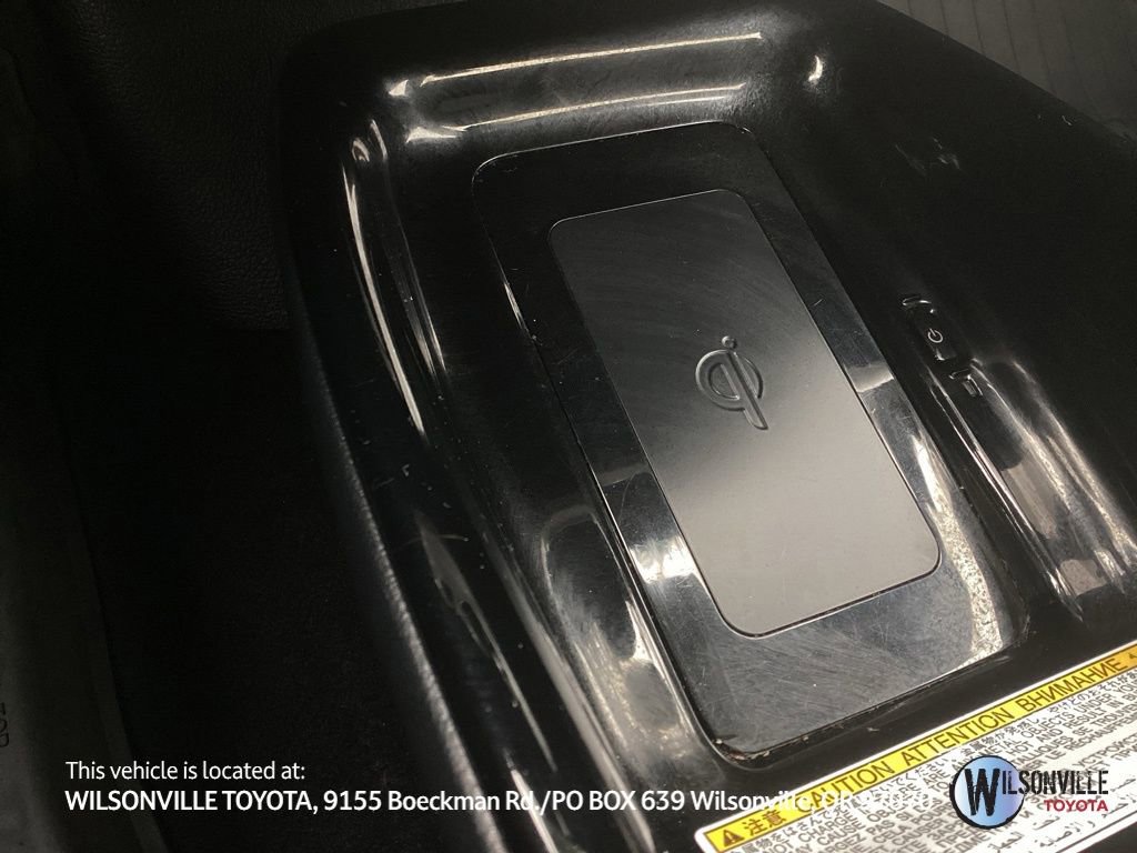 Used 2019 Toyota Prius Prime Premium FWD image 15