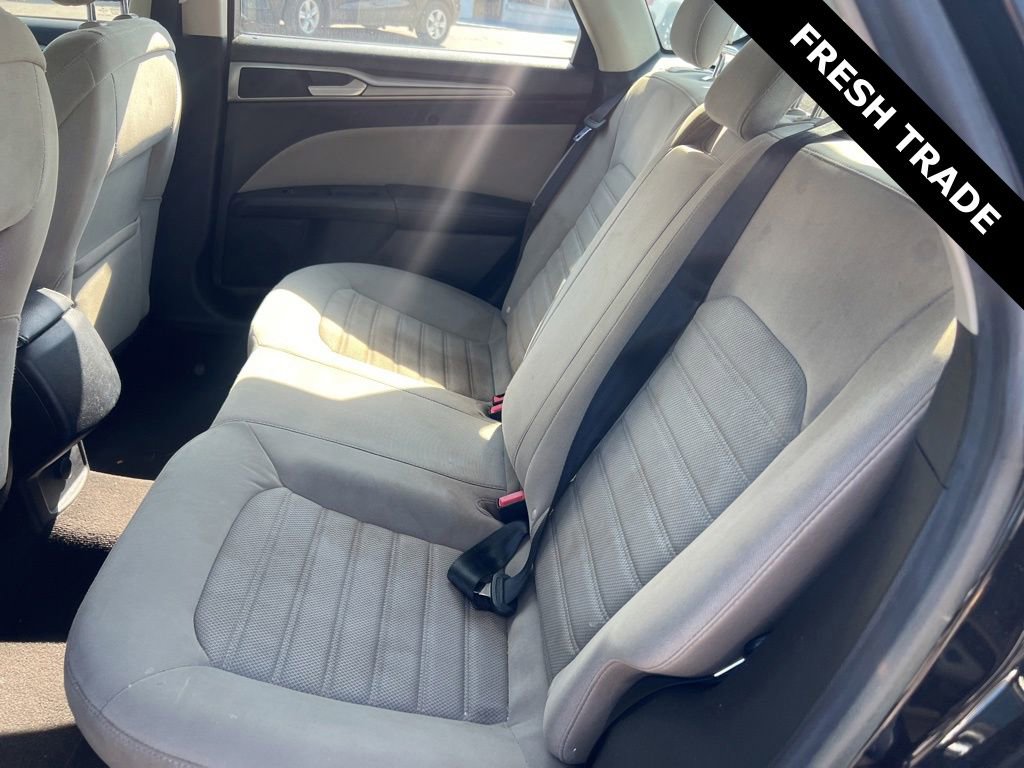 Used 2019 Ford Fusion S FWD image 8