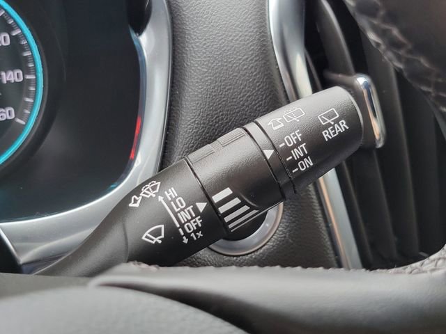 Used 2023 Chevrolet Traverse LT AWD/4WD image 16