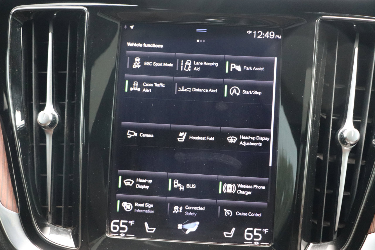 Used 2021 Volvo V60 T5 Cross Country w/ Advanced Package image 25