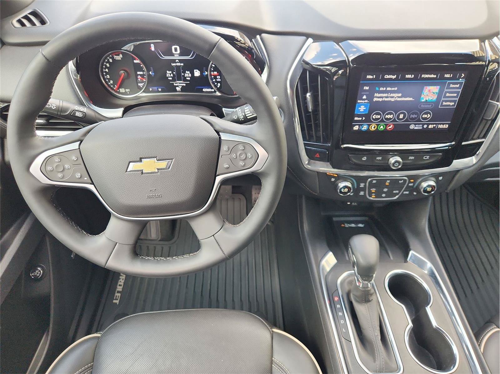 Used 2023 Chevrolet Traverse Premier AWD/4WD image 11
