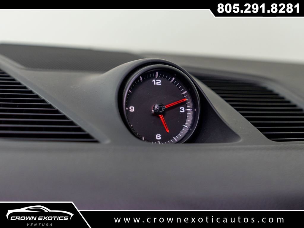 Used 2023 Porsche Cayenne Platinum Edition image 29