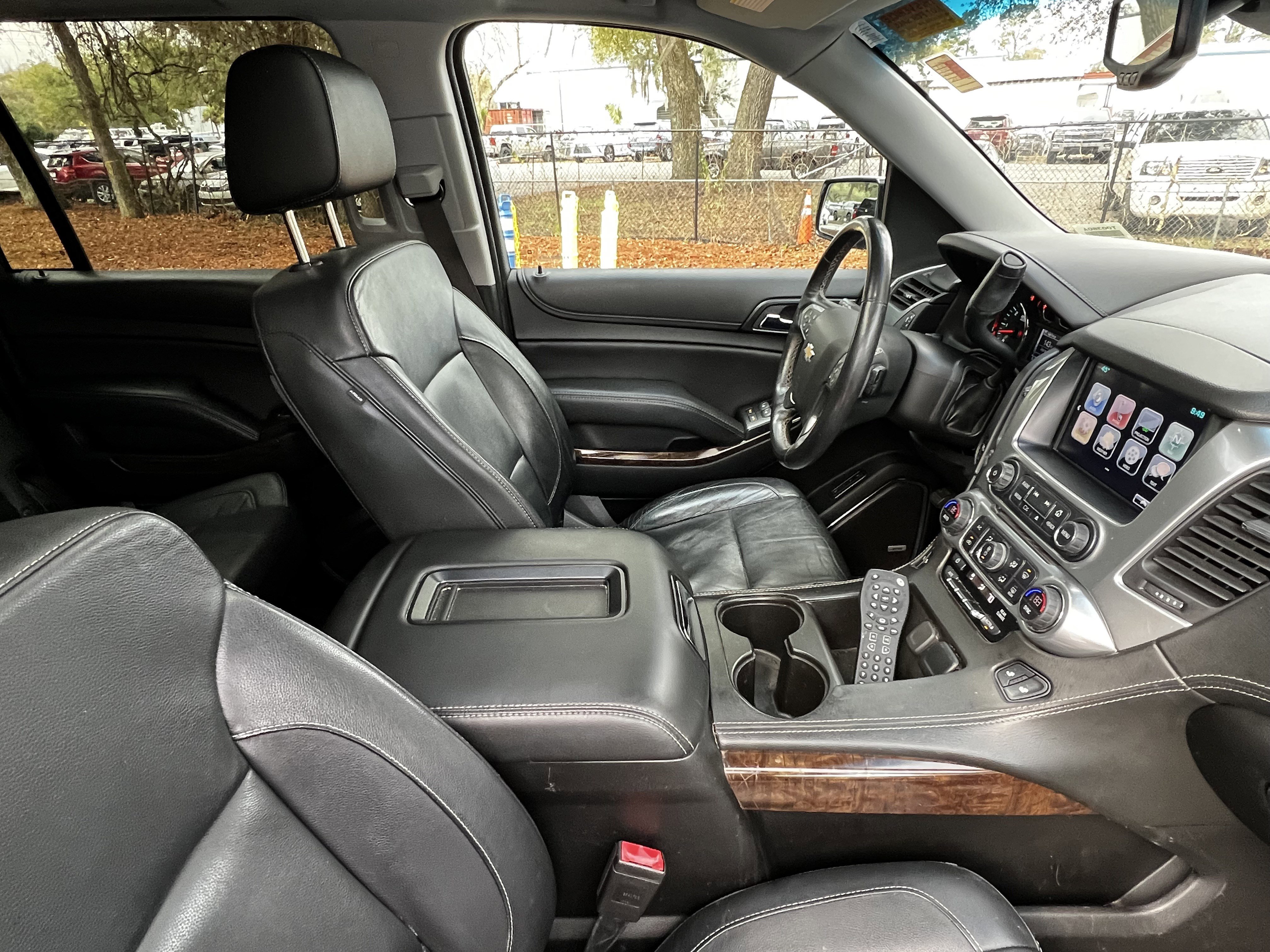 Used 2018 Chevrolet Suburban LT image 50