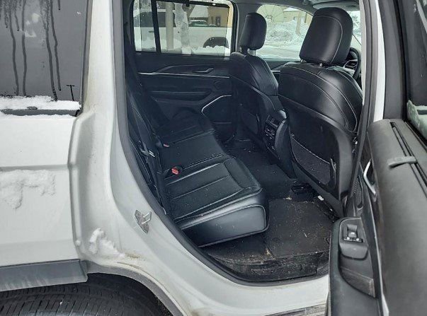 Used 2022 Jeep Grand Cherokee Limited 4xe w/ Luxury Tech Group II image 19