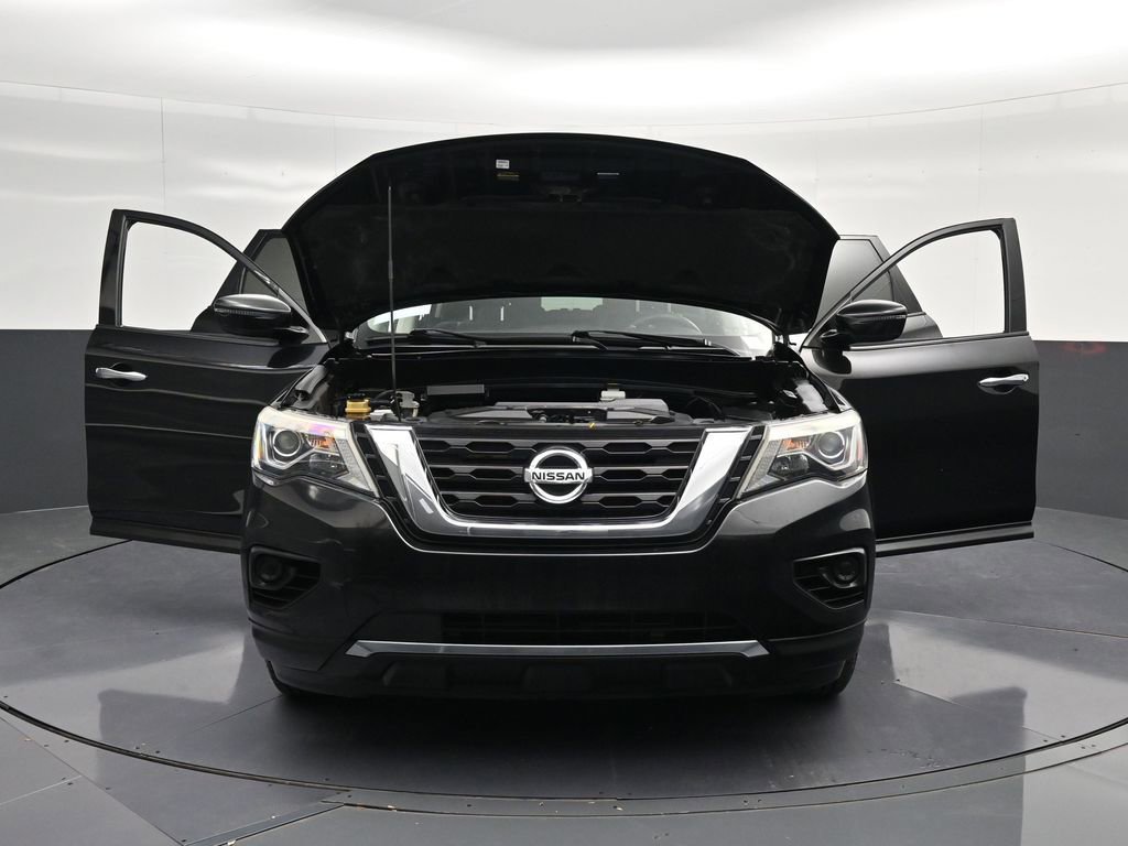 Used 2019 Nissan Pathfinder S image 38