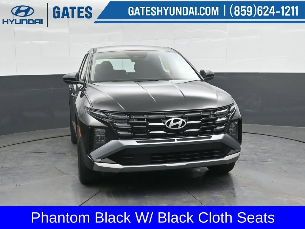 Used 2025 Hyundai Tucson SE AWD/4WD image 5
