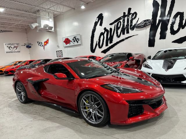 Used 2024 Chevrolet Corvette Z06 RWD image 21
