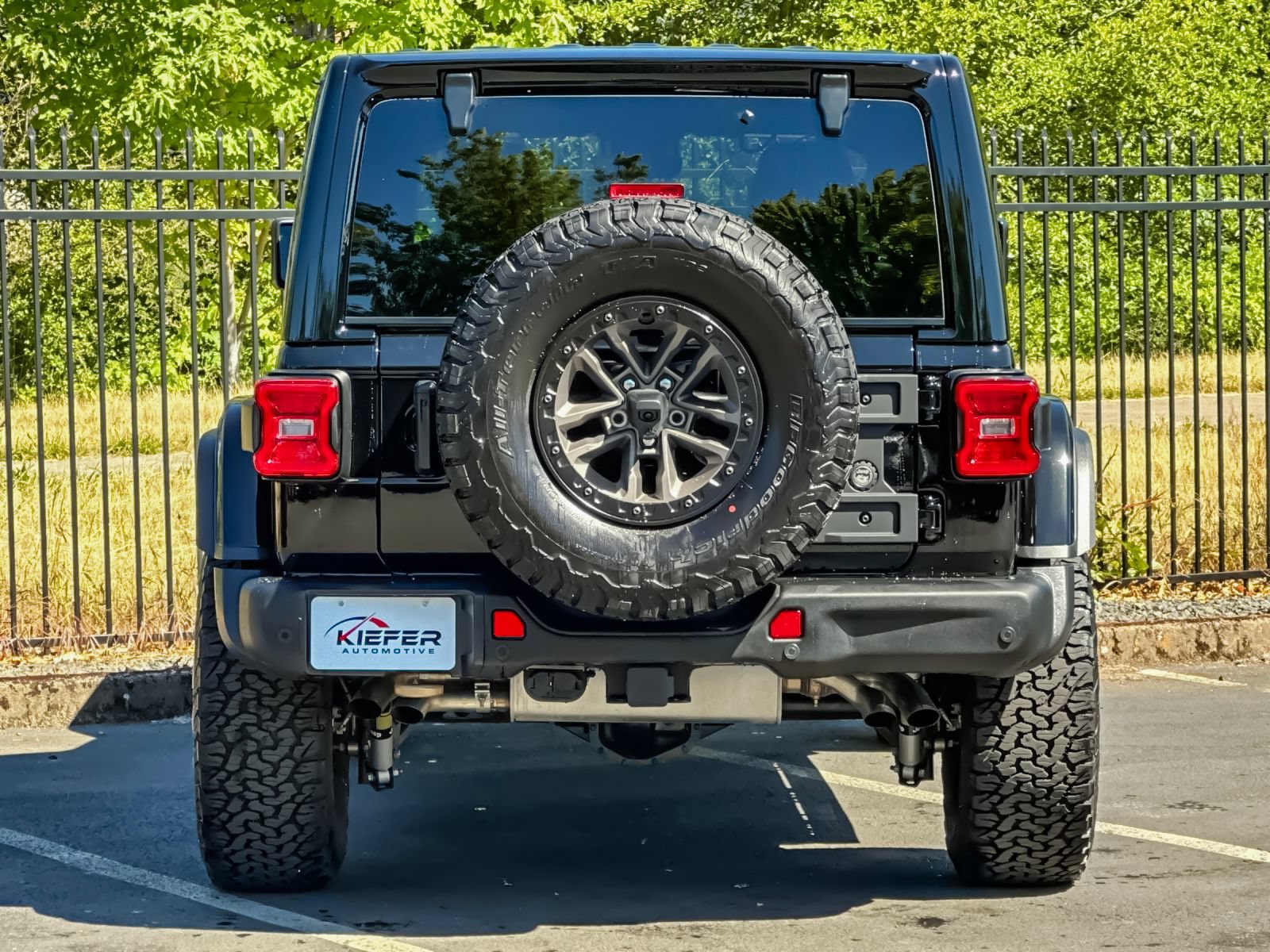 Used 2025 Jeep Wrangler Unlimited Rubicon 392 AWD/4WD image 4