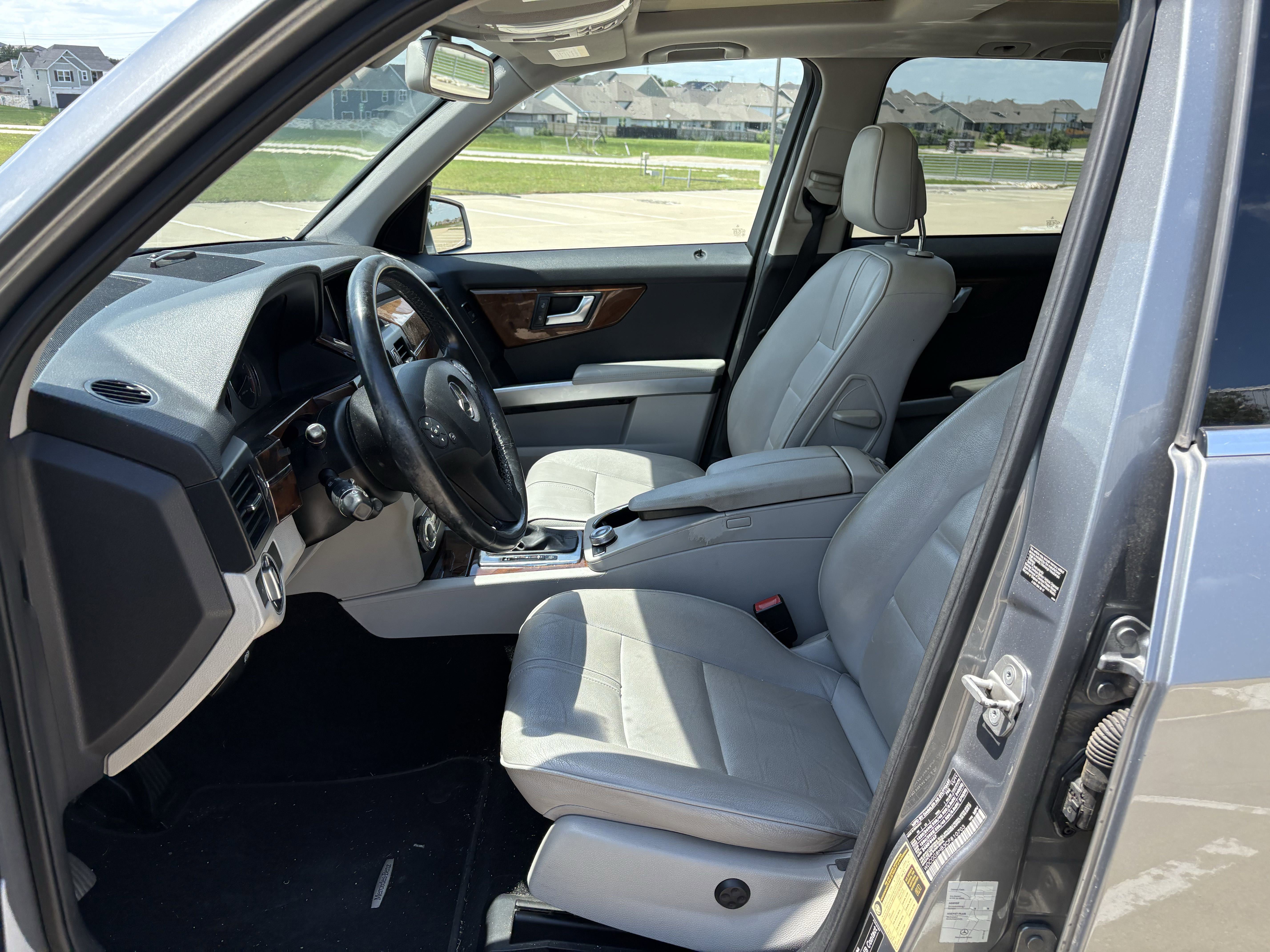 Used 2012 Mercedes-Benz GLK 350 4MATIC image 9