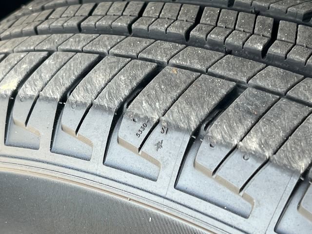 Used 2022 Jeep Grand Cherokee Limited 4xe image 8