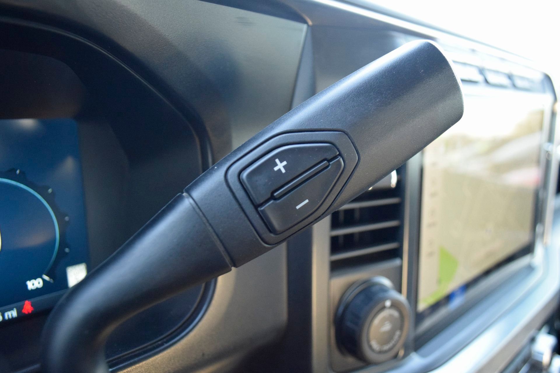 Used 2024 Ford F250 Limited w/ FX4 Off-Road Package image 16