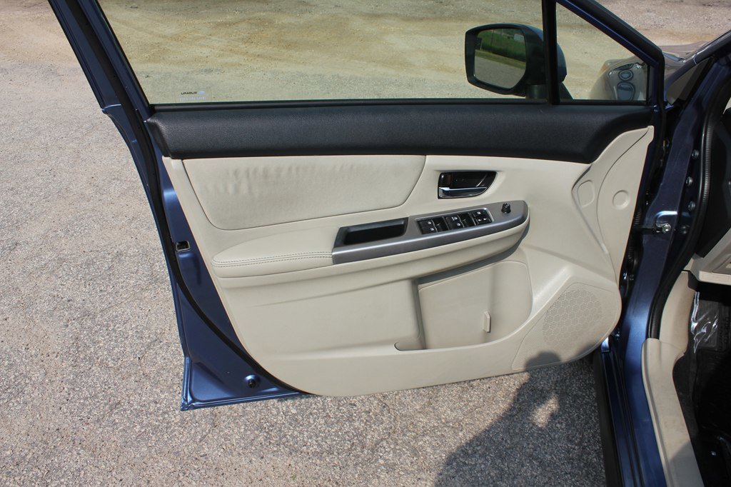 Used 2015 Subaru Crosstrek 2.0i Premium image 31