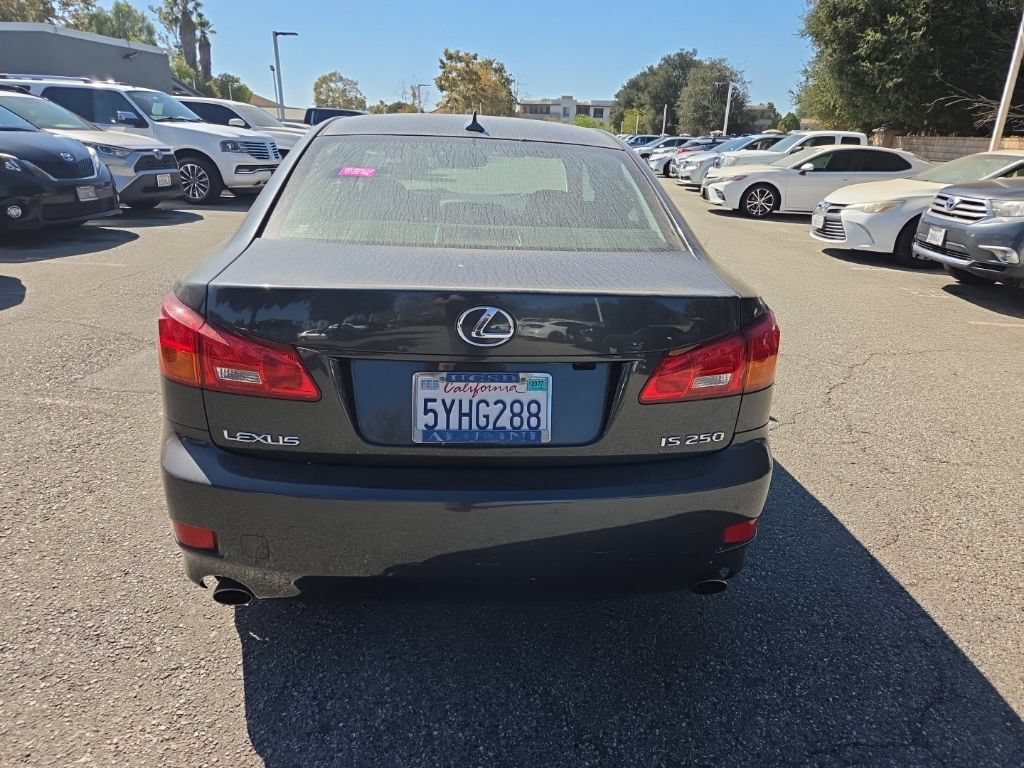 Used 2007 Lexus IS 250 w/ Premium Pkg RWD image 4