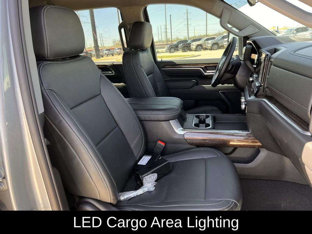 Used 2025 GMC Sierra 2500 SLE w/ Preferred Package image 29