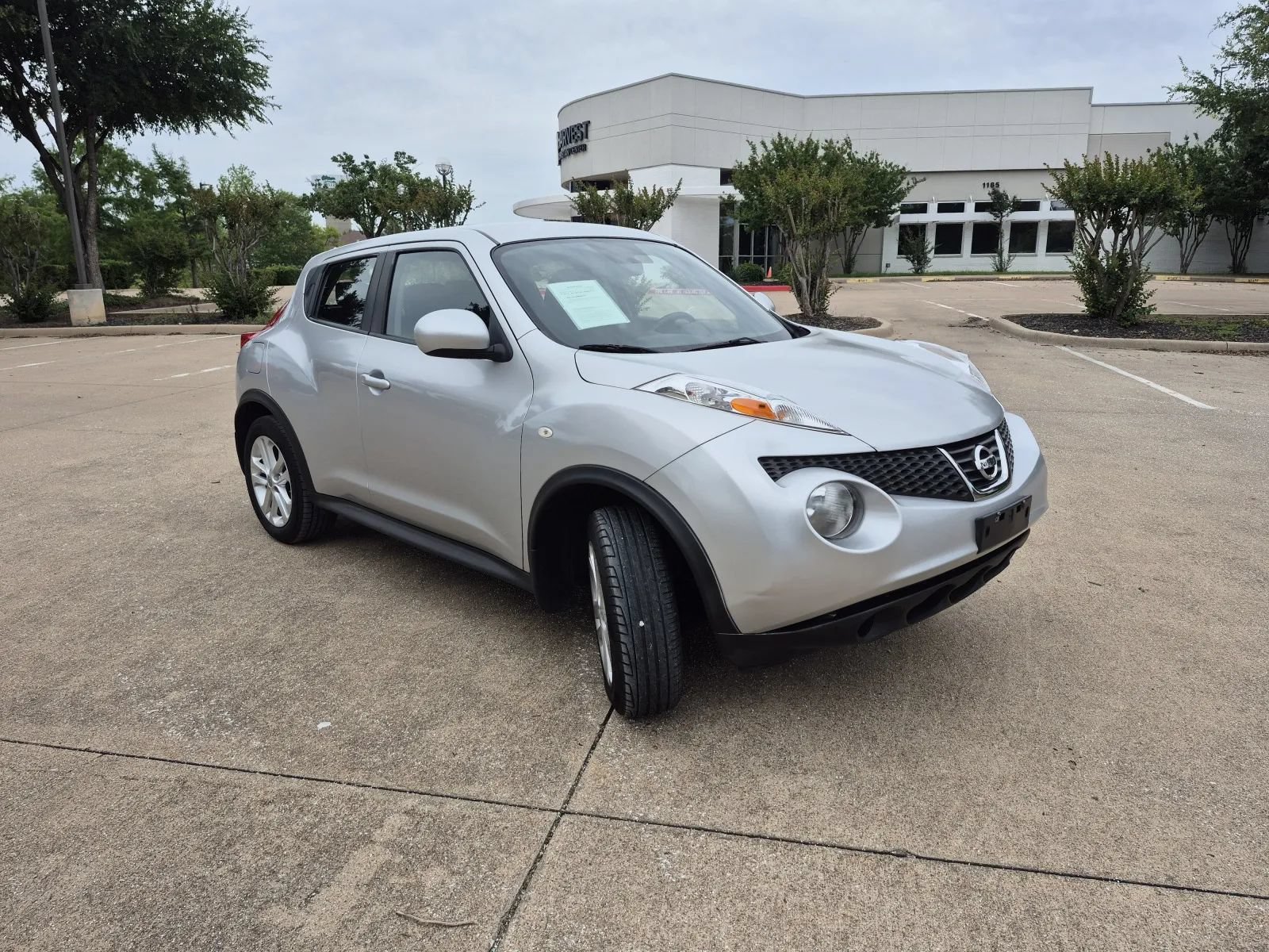 Used 2013 Nissan Juke S AWD/4WD image 4