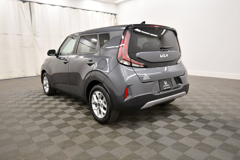 Certified 2025 Kia Soul LX FWD image 5