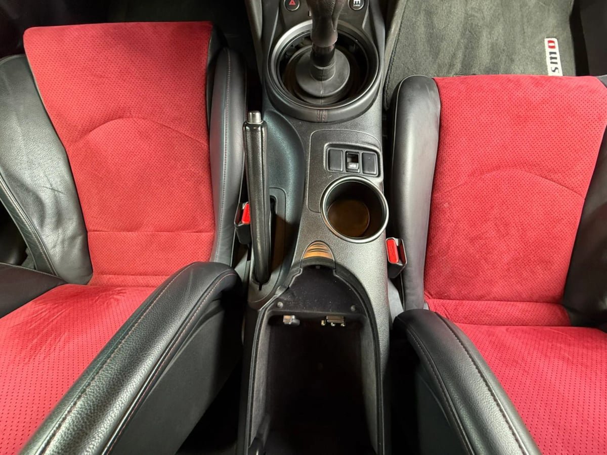 Used 2019 Nissan 370Z NISMO RWD image 45