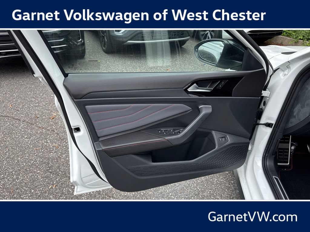 New 2026 Volkswagen Jetta GLI Autobahn FWD image 5