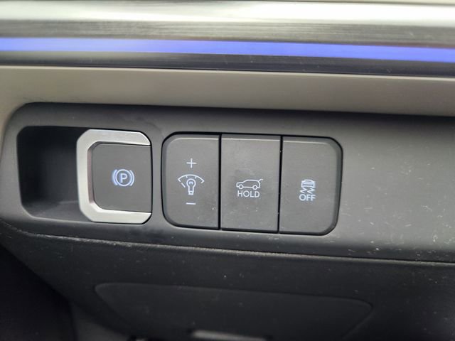 Used 2024 Hyundai Santa Fe Calligraphy FWD image 21