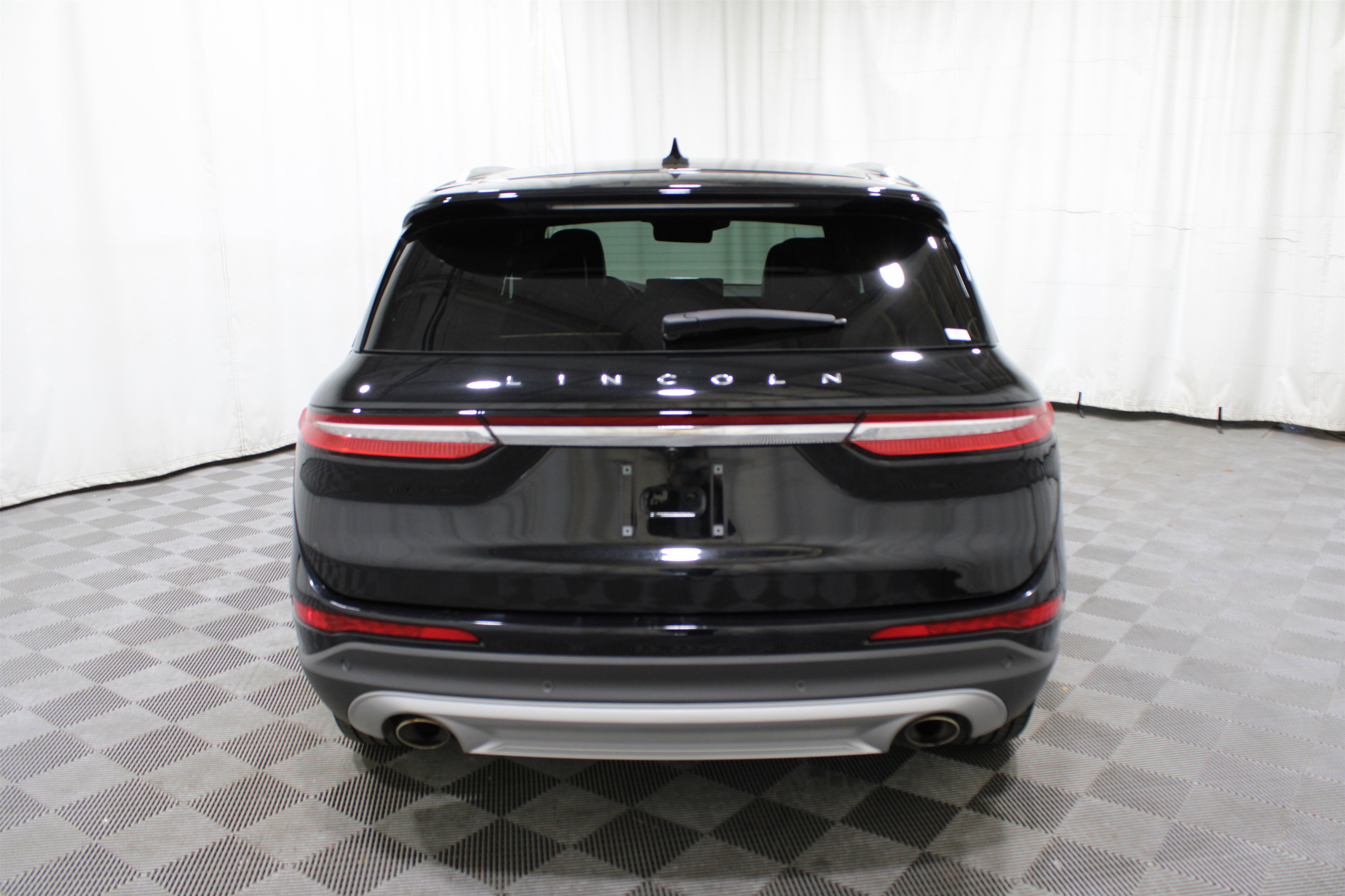 Certified 2023 Lincoln Corsair Reserve w/ Equipment Group 201A image 33