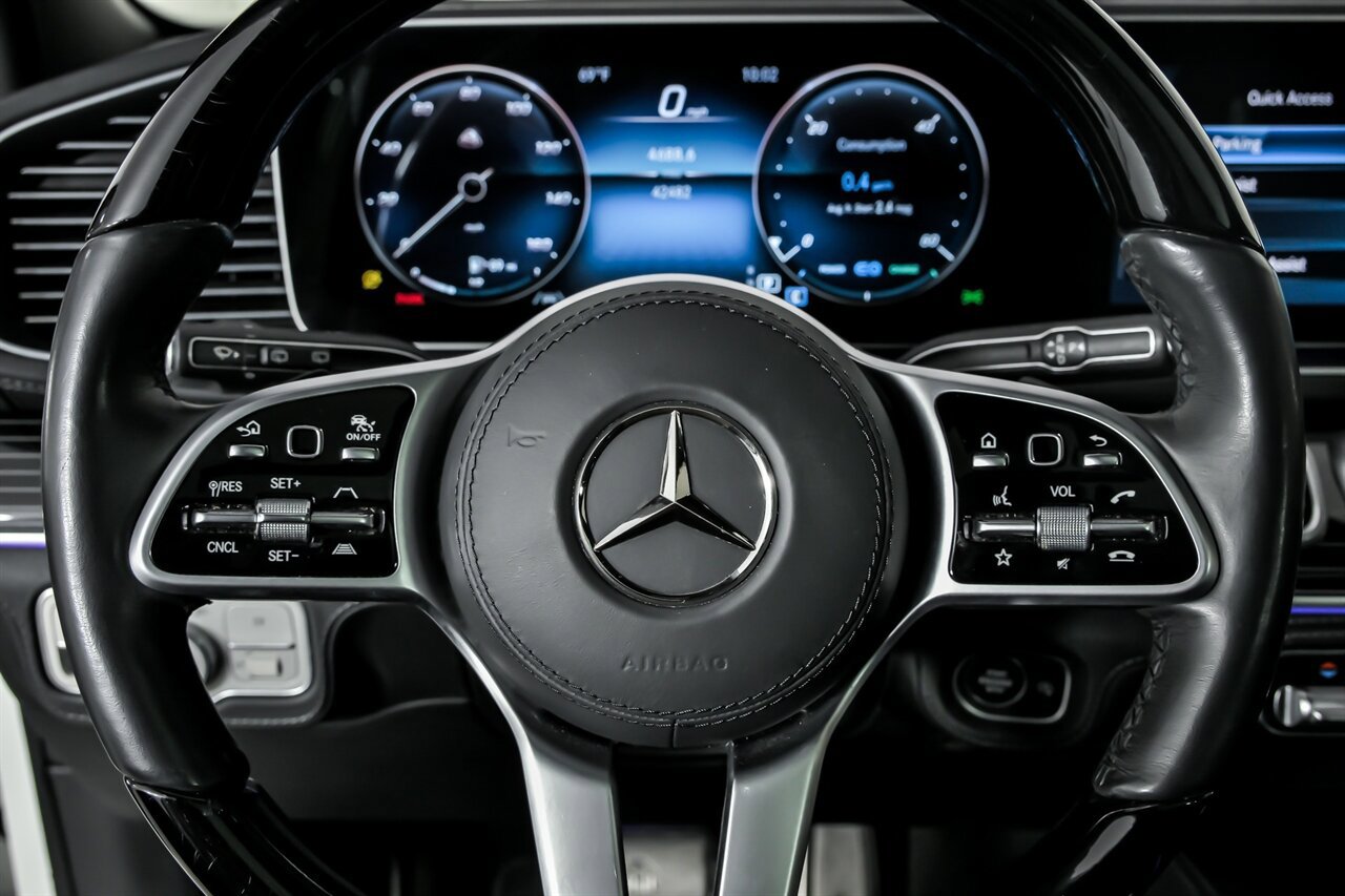 Used 2023 Mercedes-Benz Maybach GLS 600 4MATIC image 32