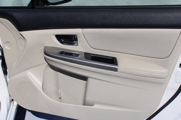 Used 2015 Subaru Impreza 2.0i Limited image 17