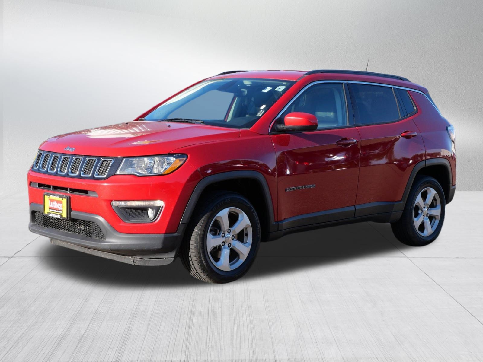 Used 2017 Jeep Compass Latitude AWD/4WD image 3