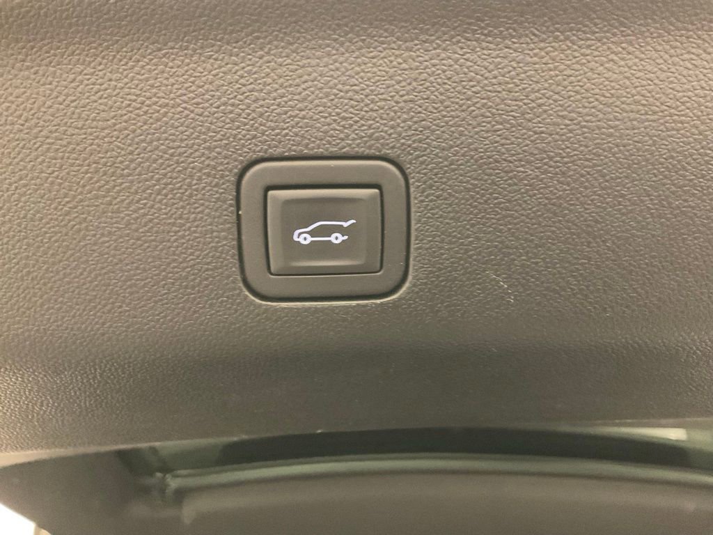 Used 2024 Chevrolet Tahoe LT image 22