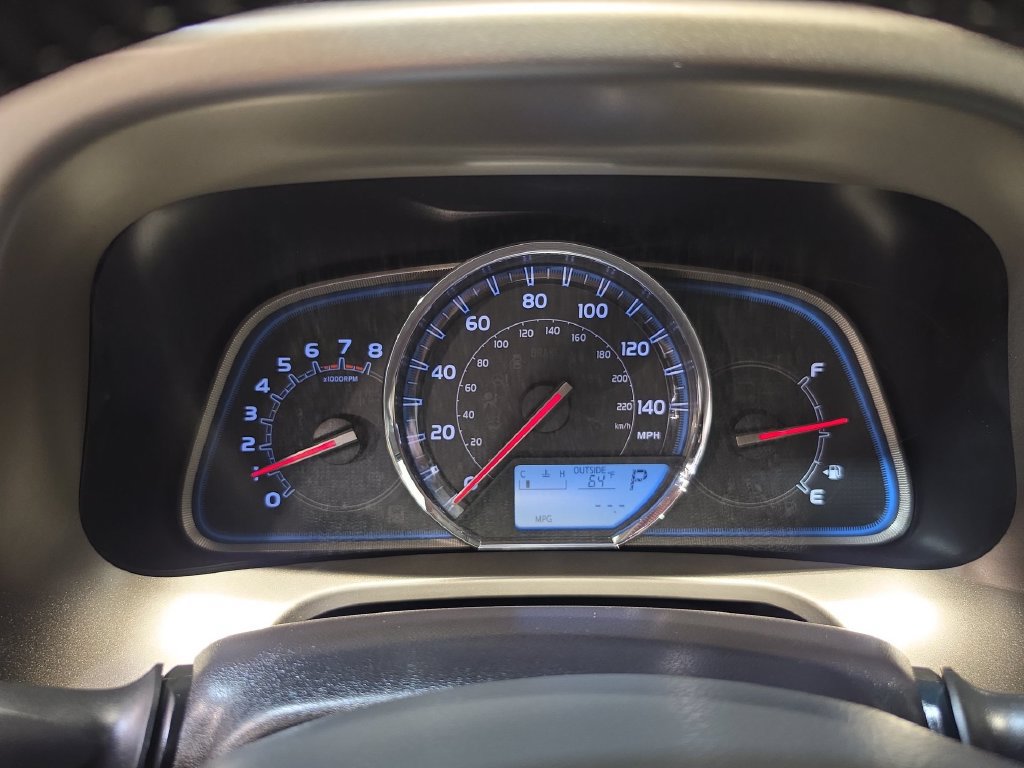 Used 2015 Toyota RAV4 Limited w/ Technology Package AWD/4WD image 10