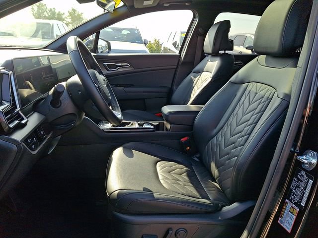 Used 2025 Kia Sportage X-Line w/ Premium Package image 13