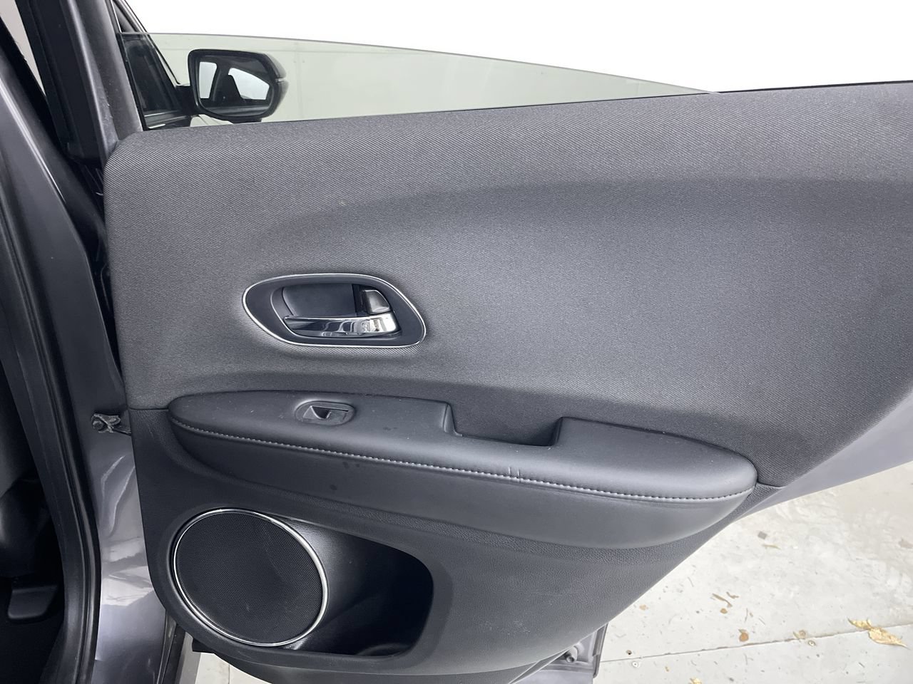 Used 2022 Honda HR-V EX image 22