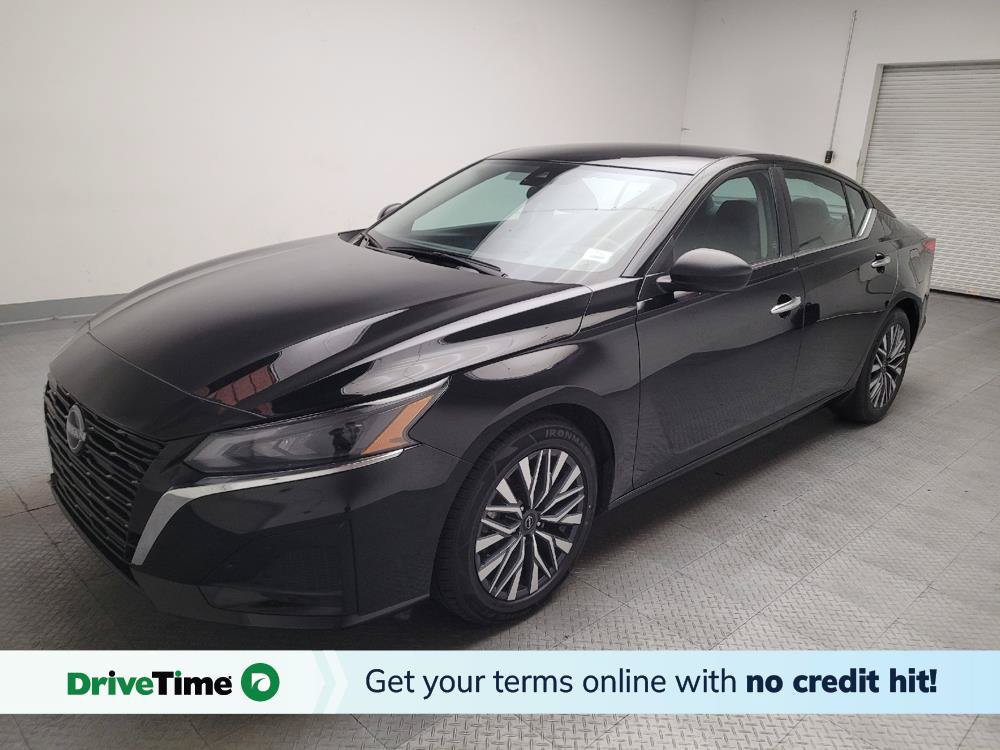 Used 2025 Nissan Altima 2.5 SV