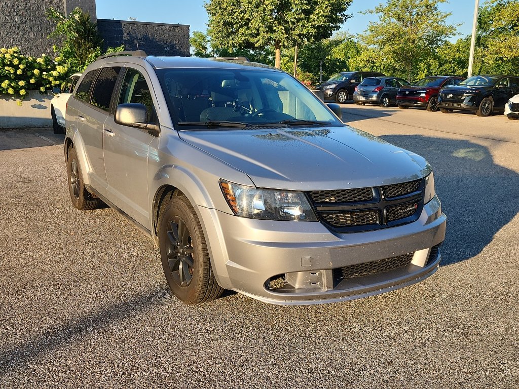 Used 2020 Dodge Journey SE w/ SE Popular Equipment Group FWD image 9