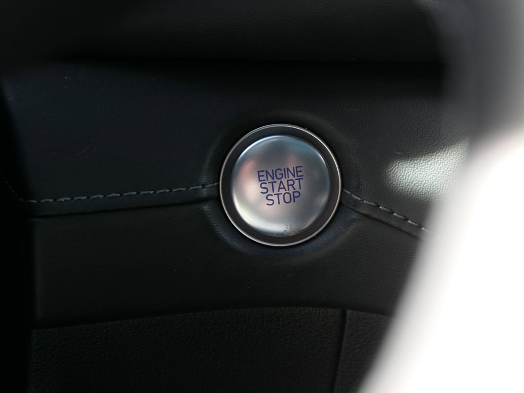 Used 2022 Hyundai Santa Fe Limited image 16