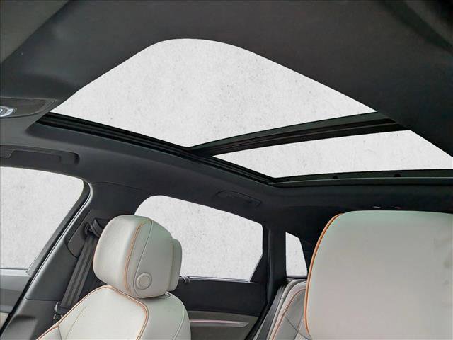 Used 2024 Audi Q8 e-tron Prestige w/ Prestige Package image 14