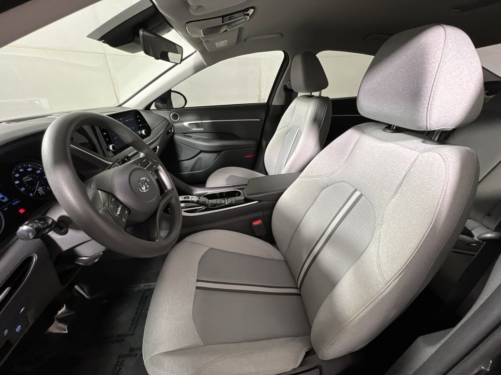 Used 2021 Hyundai Sonata SE image 13