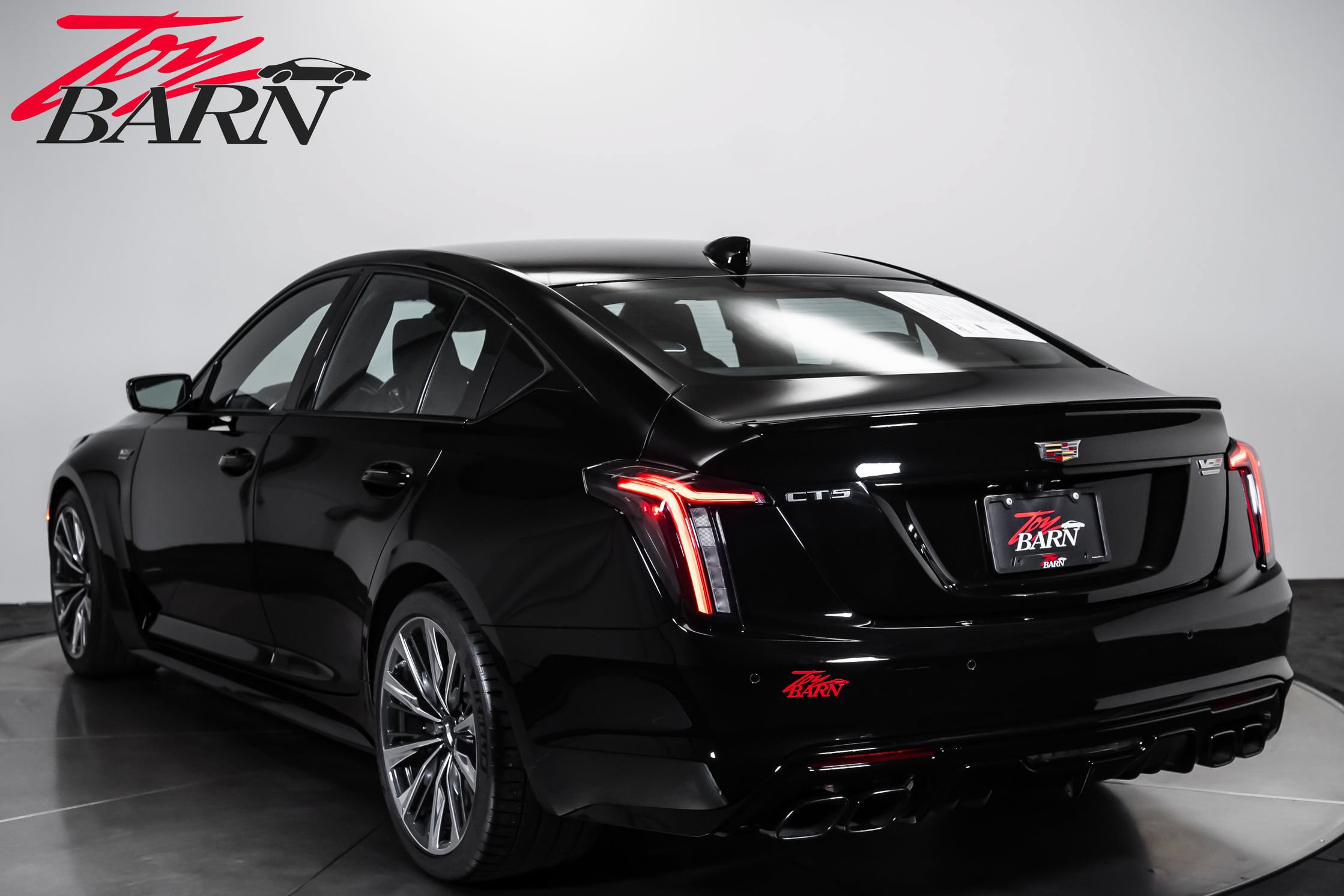 Used 2024 Cadillac CT5 V Blackwing w/ Driver Assist Package RWD image 3