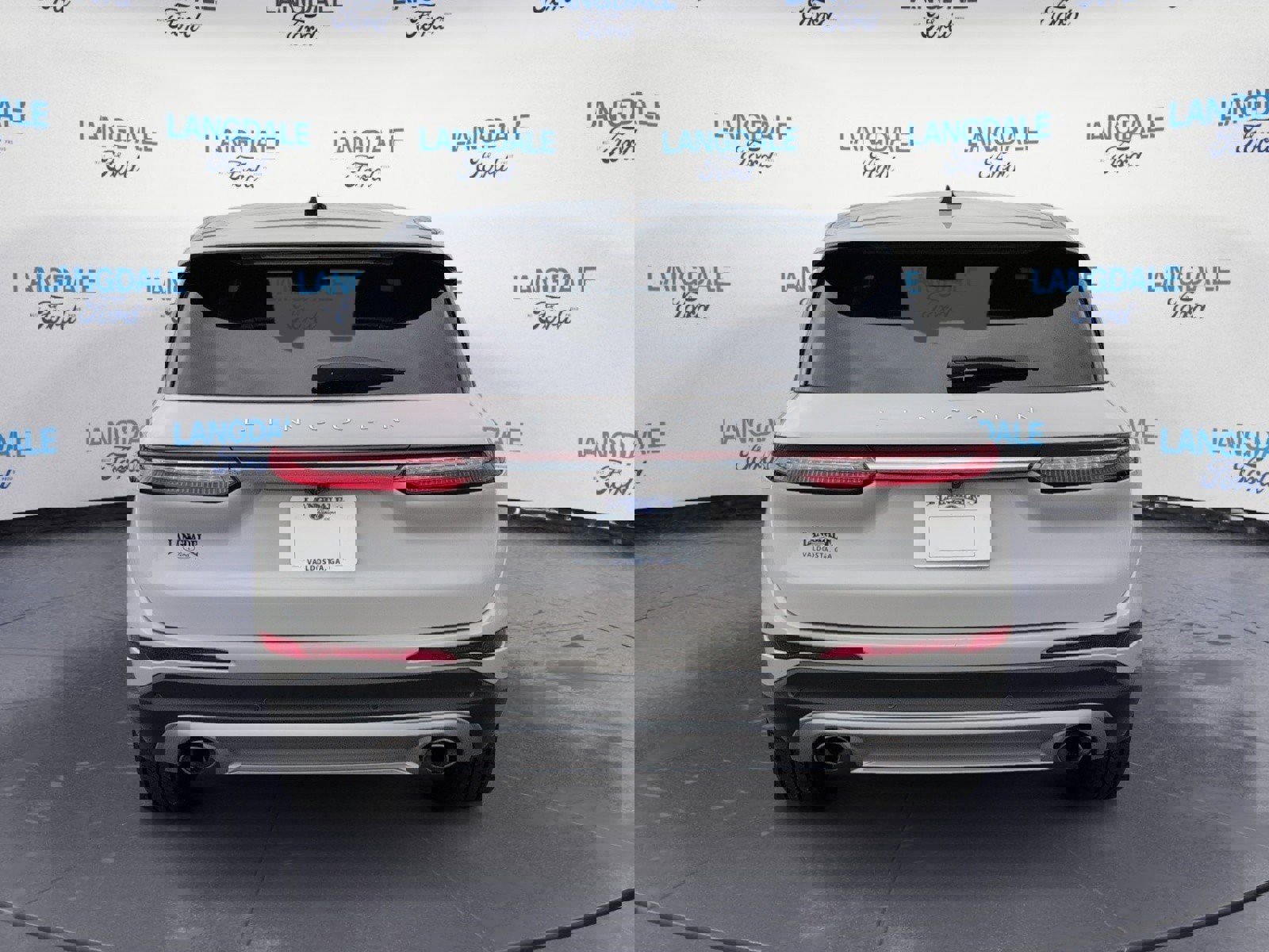 Used 2023 Lincoln Corsair FWD image 8