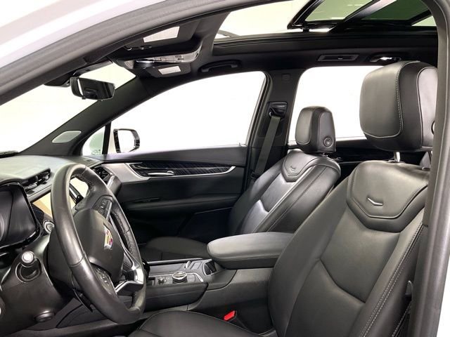 Certified 2025 Cadillac XT6 Premium Luxury w/ Technology Package image 26