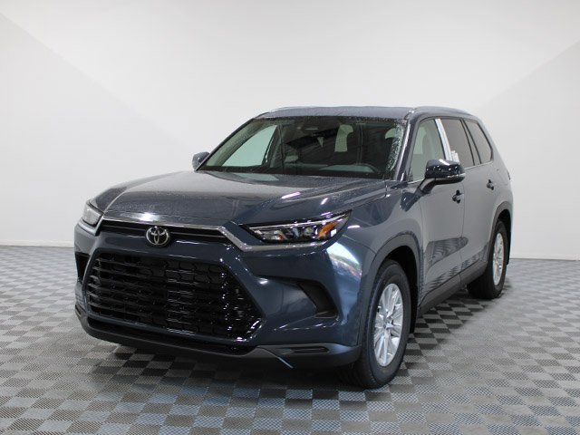 New 2026 Toyota Grand Highlander XLE image 2