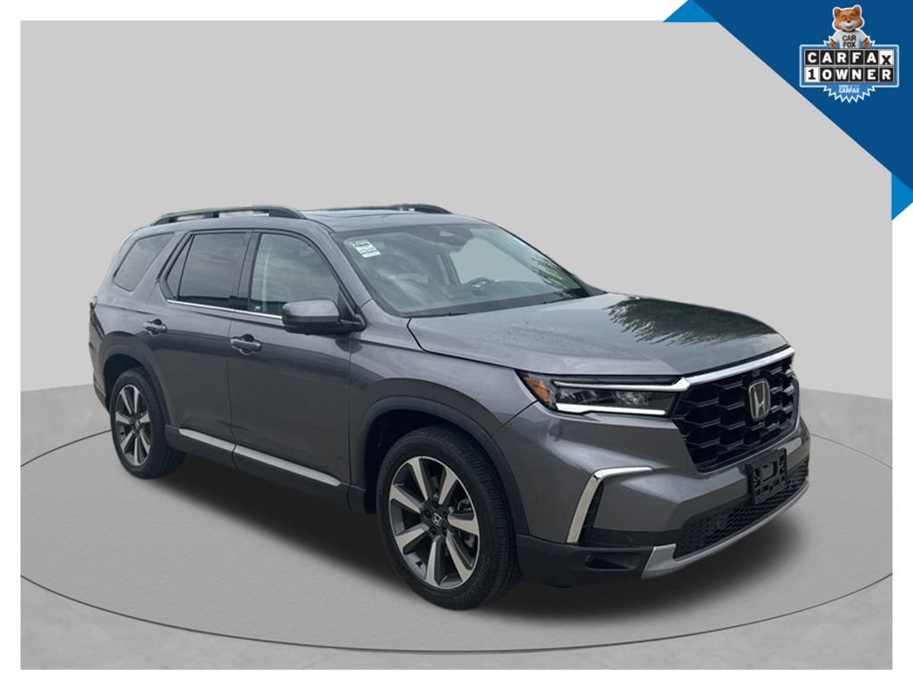 Used 2023 Honda Pilot Elite image 3
