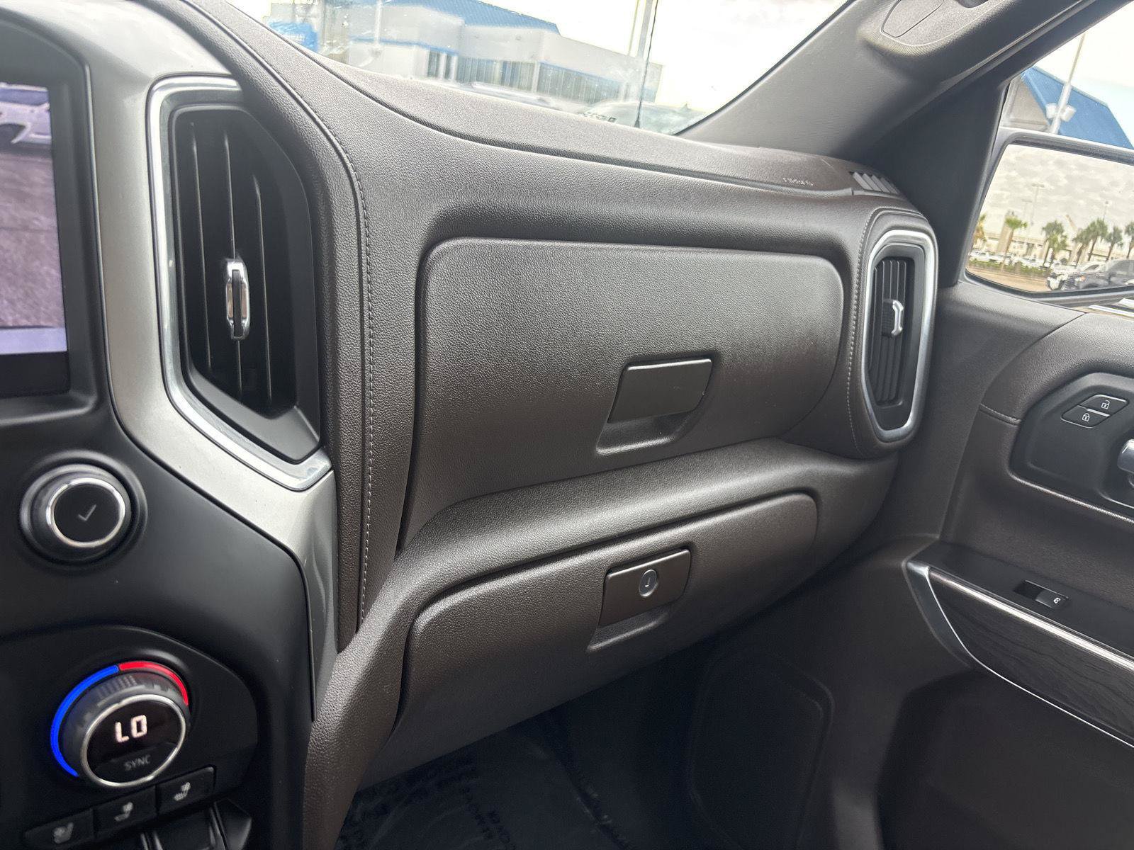 Used 2019 Chevrolet Silverado 1500 LTZ w/ LTZ Texas Edition AWD/4WD image 42