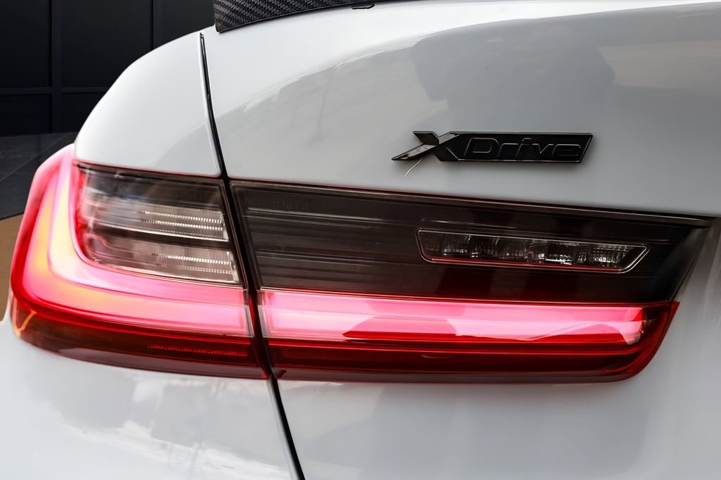 Used 2025 BMW M340i xDrive w/ Shadowloine Package image 28