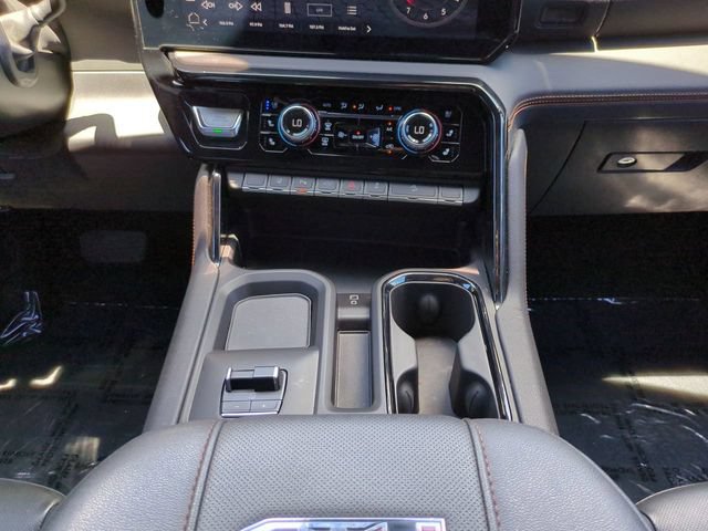 Used 2024 GMC Sierra 3500 AT4 w/ AT4 Premium Plus Package AWD/4WD image 21
